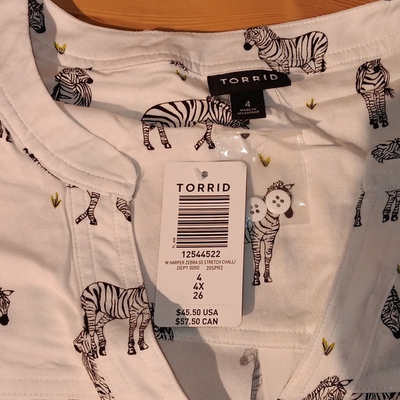 NWT Torrid 4X zebra short sleeve blouse Harper challis - Picture 4 of 5
